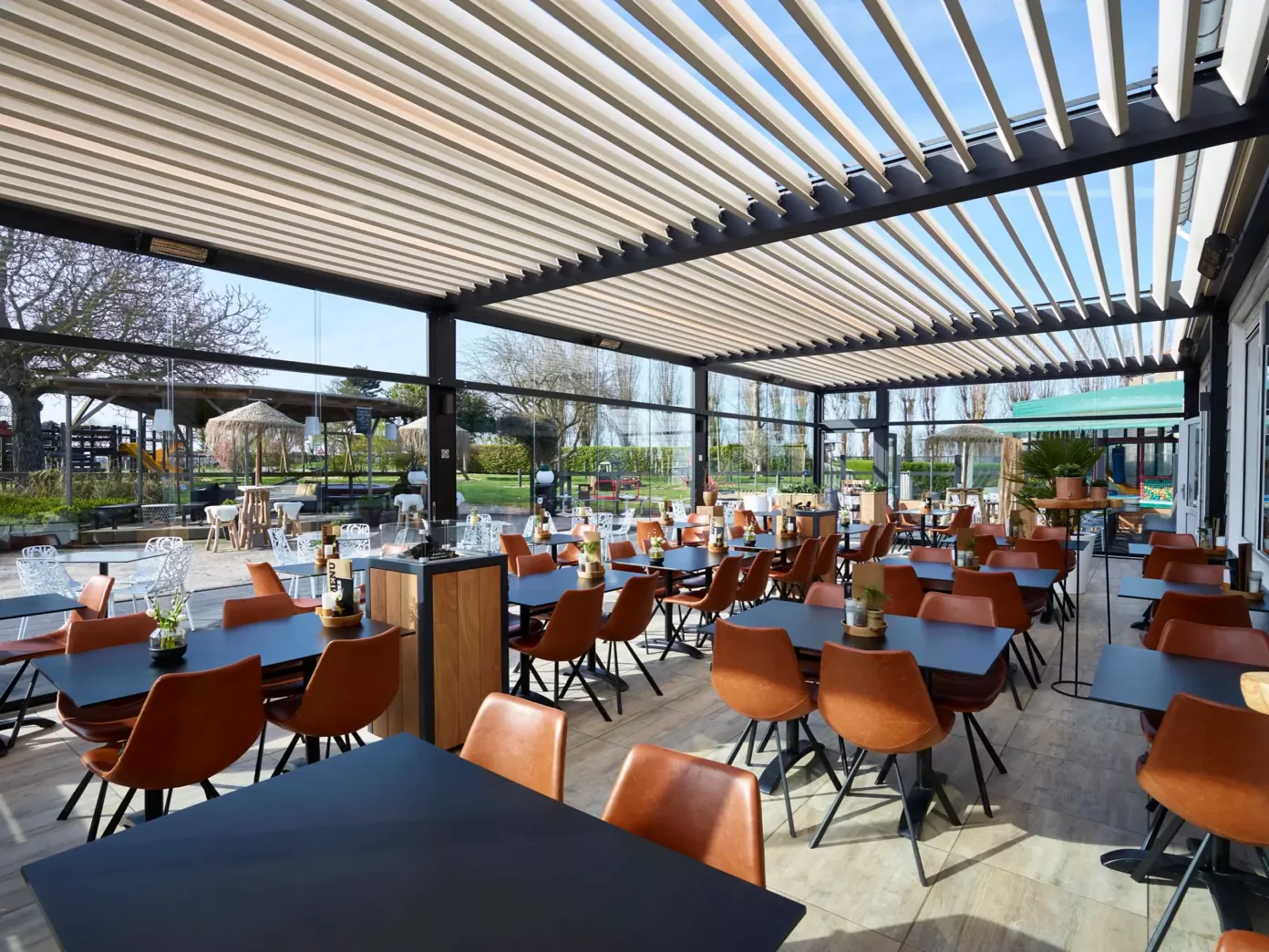 Terrasoverkapping horeca - De 5 Weeghen - Nieuwvliet (NL)