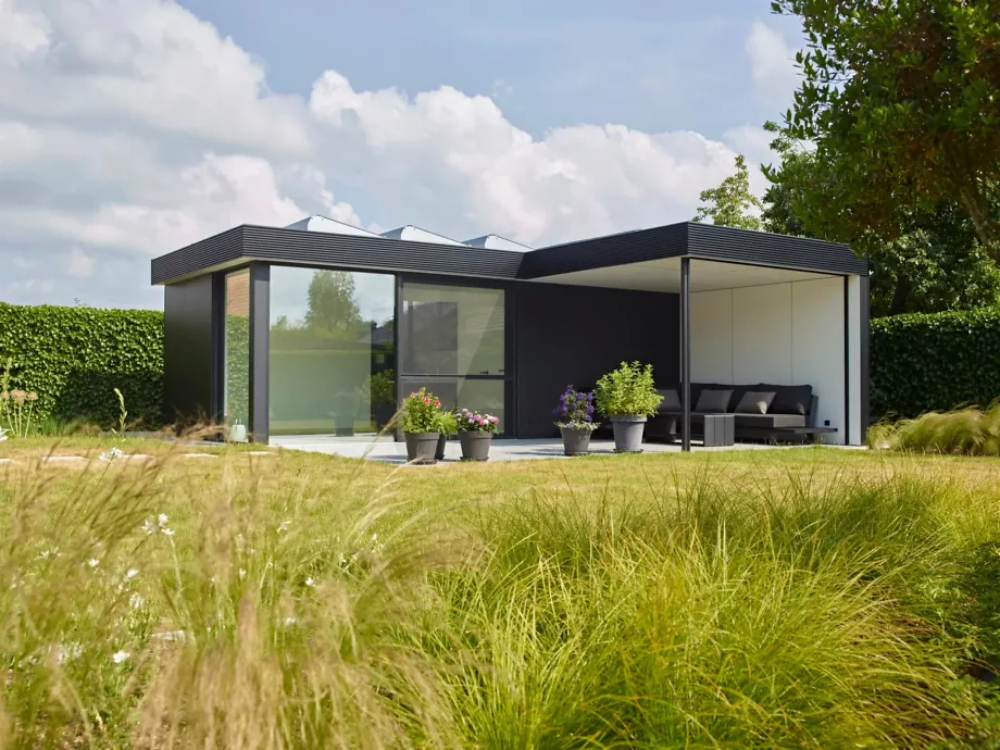 Bijgebouw tuinkamer