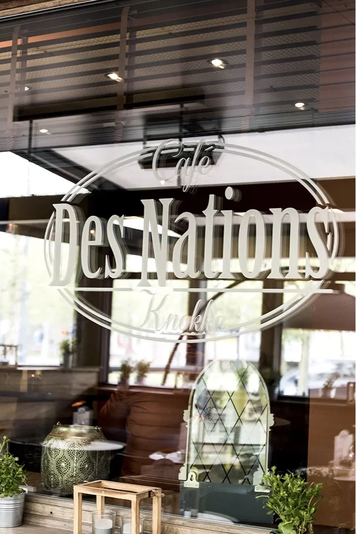 Horeca-Terrasoverkapping-Lapure-Cafè-Des-Nations-Knokke-4